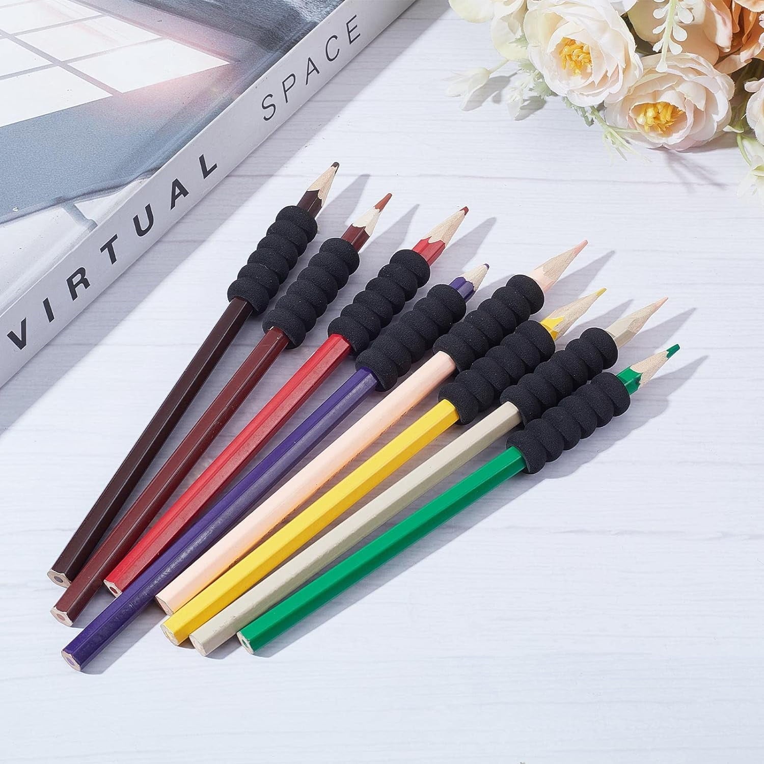 60PCS Foam Pencil Holder Grips Black Pen Grippers Pencil Cushion Pen Holder Sponge Grips Painting Drawing for Adults Arthritis Writing Relieving Fingers Fatigue